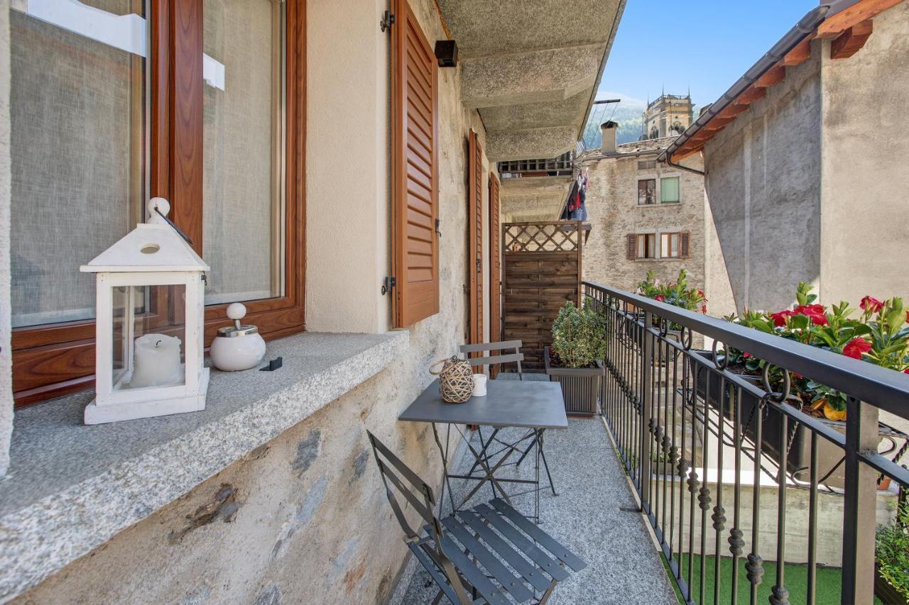 Ferienwohnung La Maison Du Bonheur Grosio Exterior foto